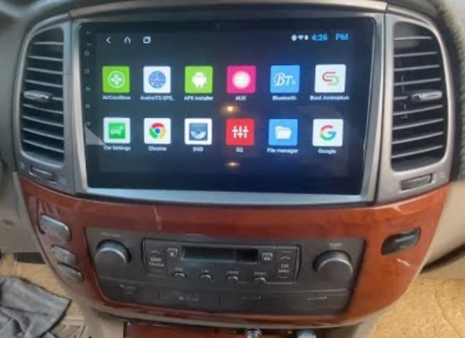 10-inch Android screen installed in Lexus LX470 dashboard